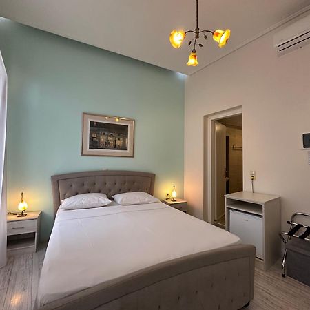 Theasis Athens Bed & Breakfast エクステリア 写真