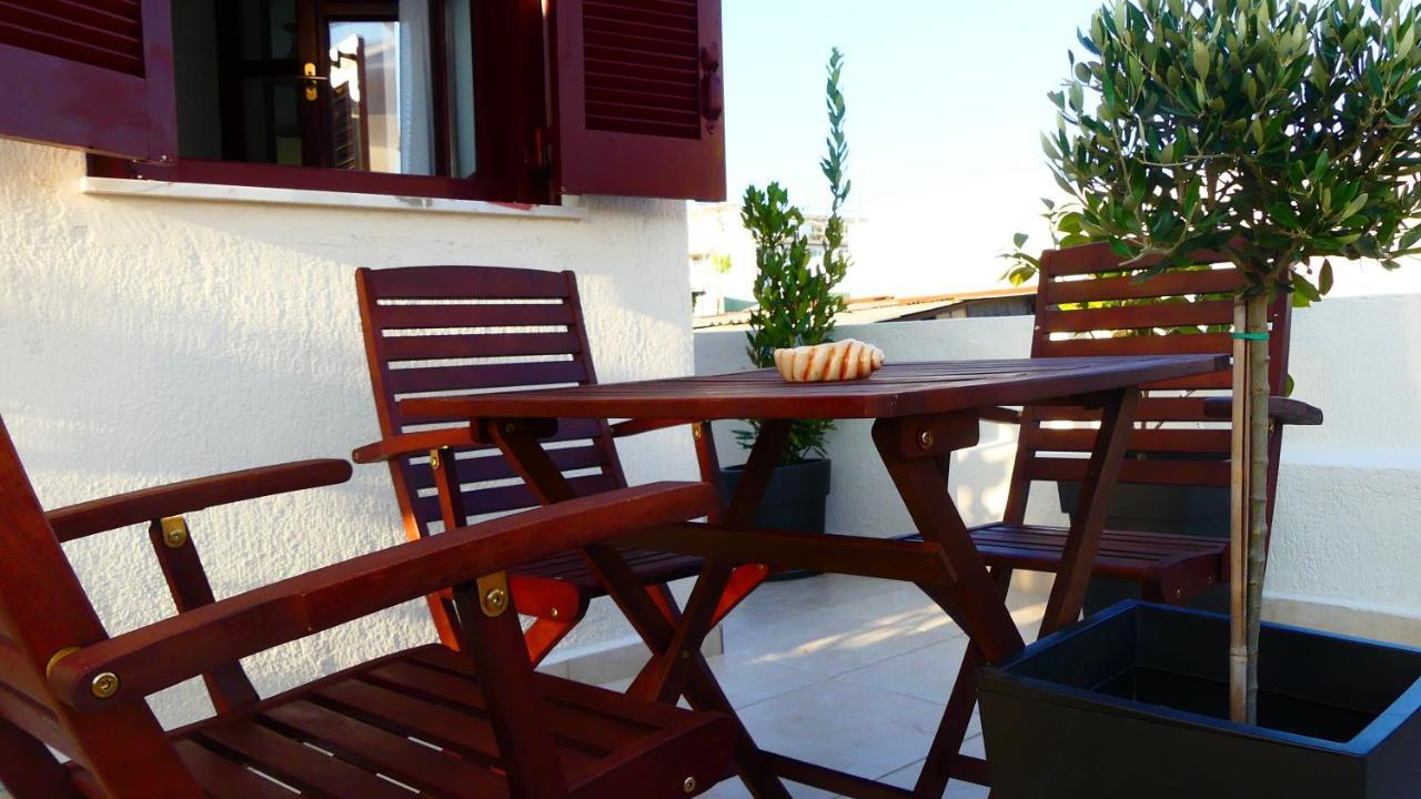 Theasis Athens Bed & Breakfast エクステリア 写真