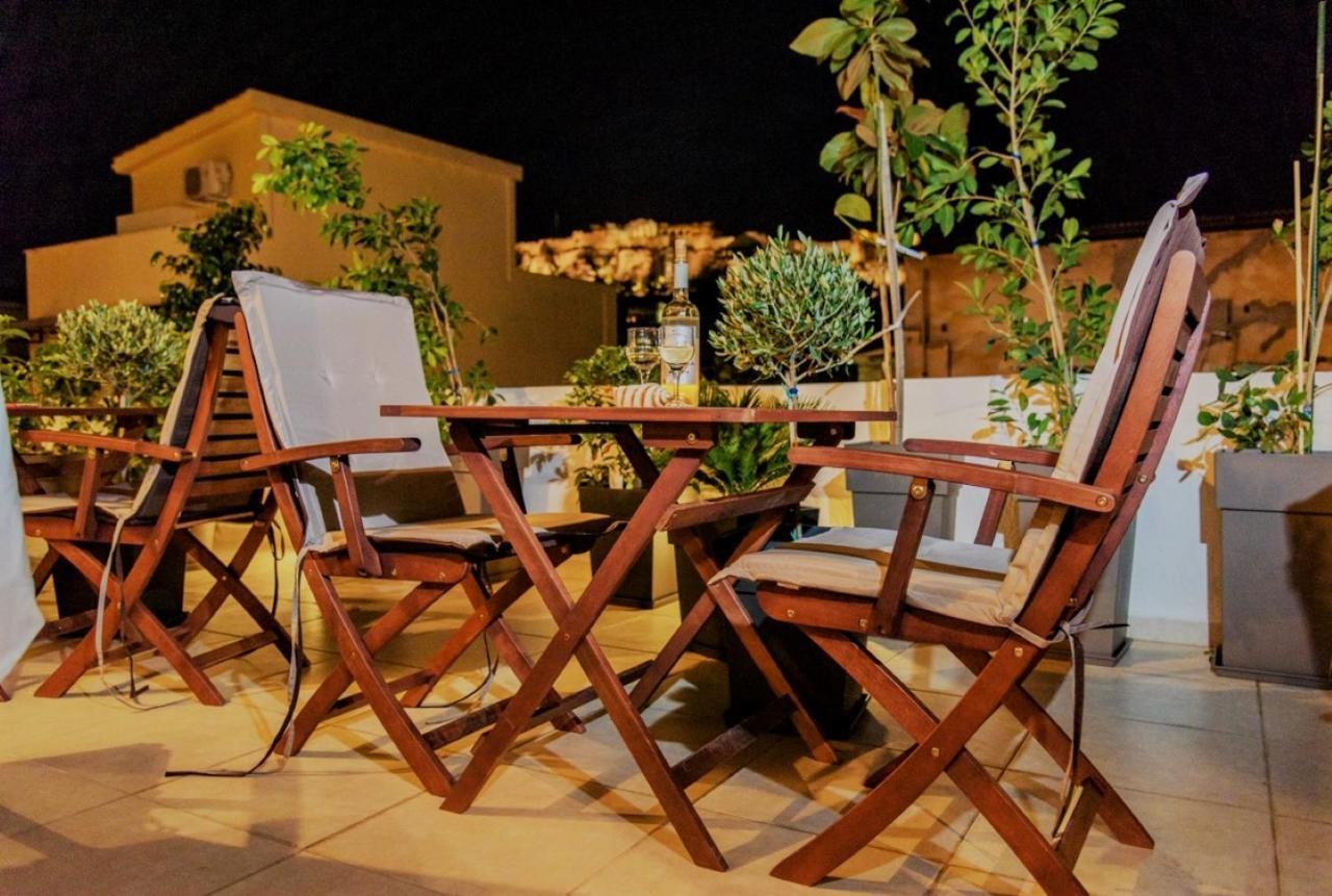 Theasis Athens Bed & Breakfast エクステリア 写真