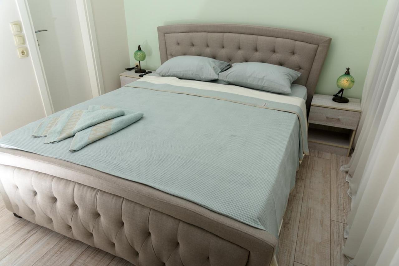 Theasis Athens Bed & Breakfast エクステリア 写真