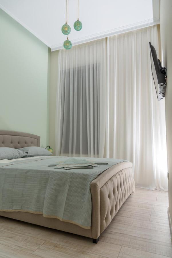Theasis Athens Bed & Breakfast エクステリア 写真