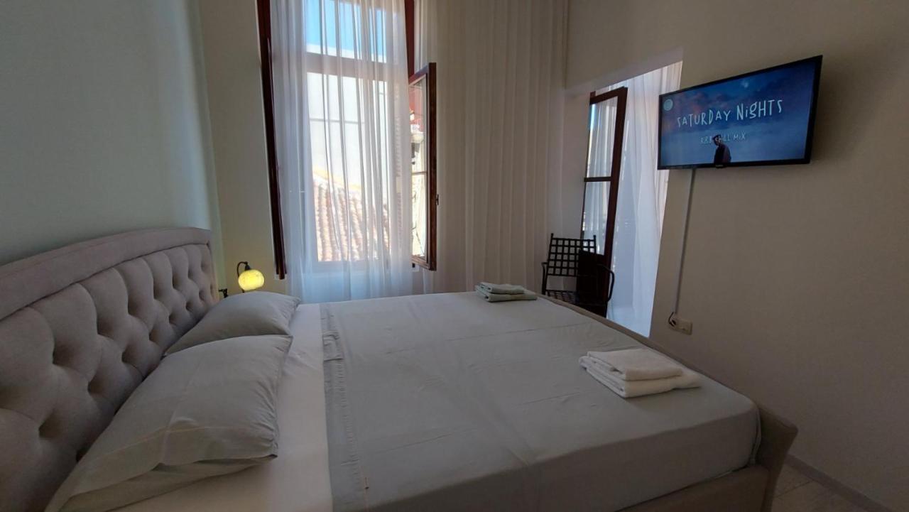 Theasis Athens Bed & Breakfast エクステリア 写真