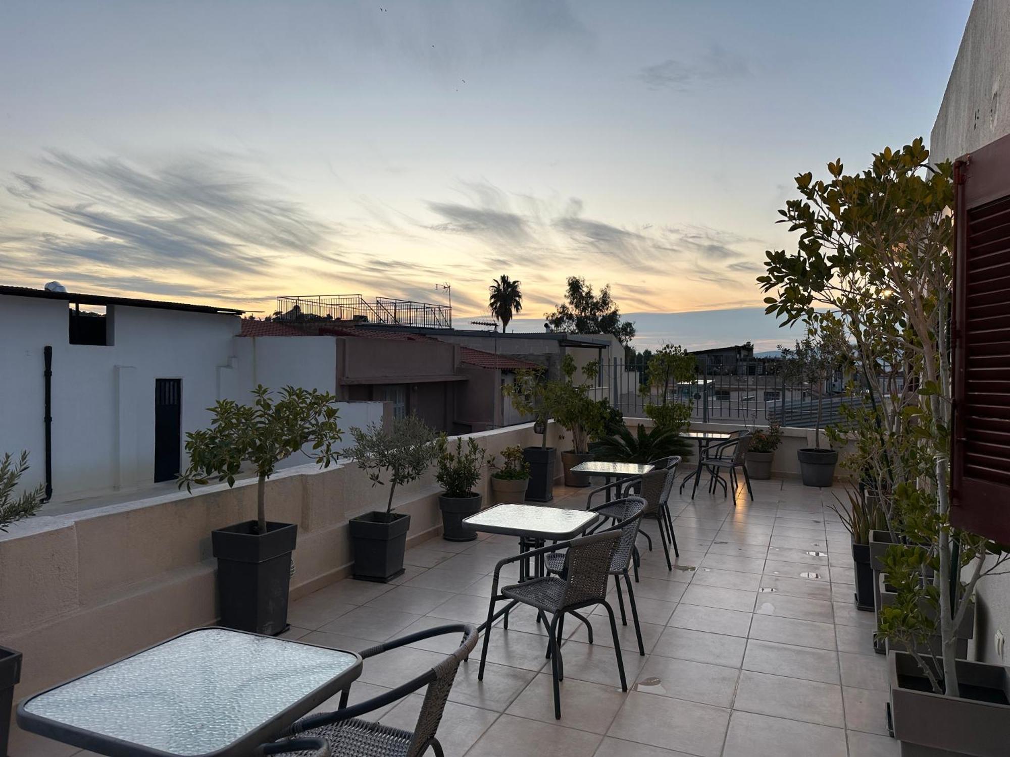 Theasis Athens Bed & Breakfast エクステリア 写真