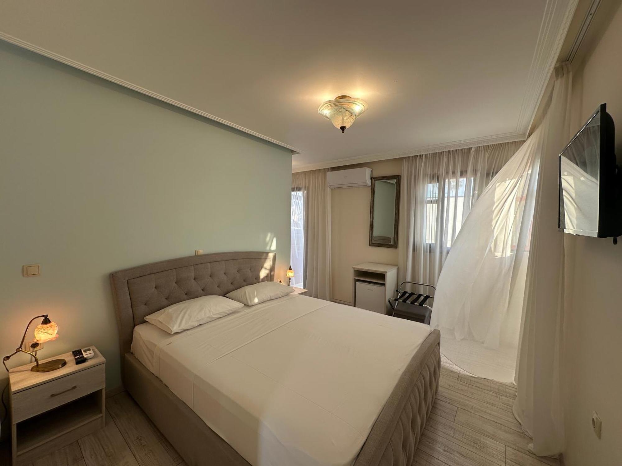 Theasis Athens Bed & Breakfast エクステリア 写真